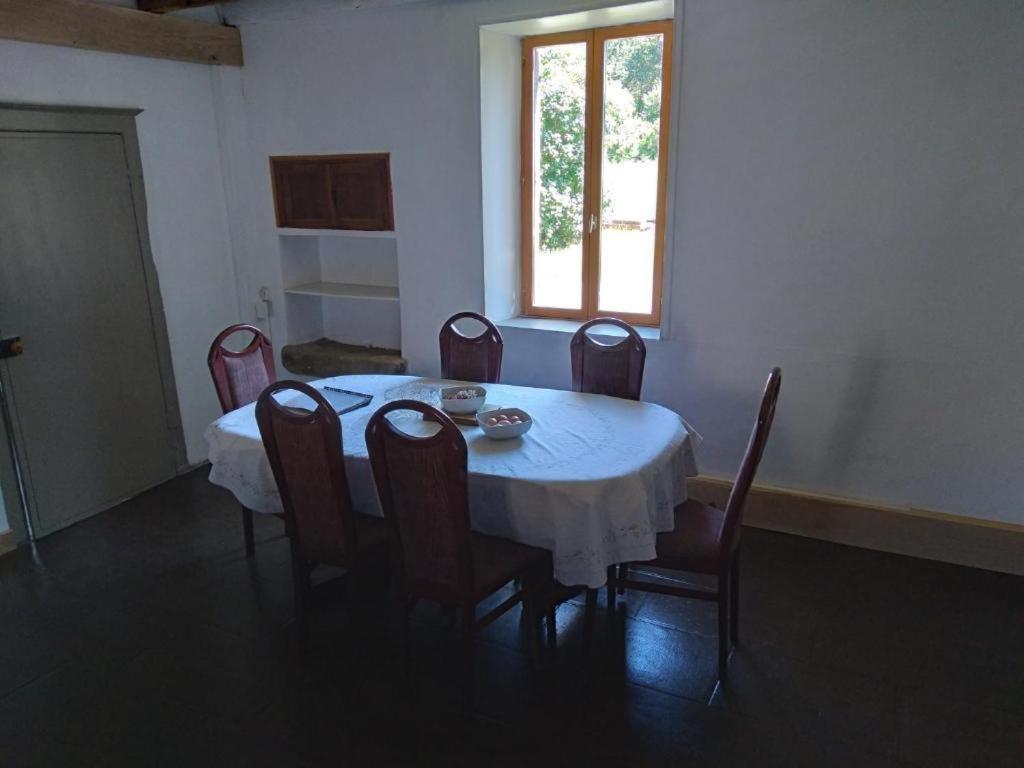 Chambre D'Hotes De Puy Faucher Arrenes Exterior foto